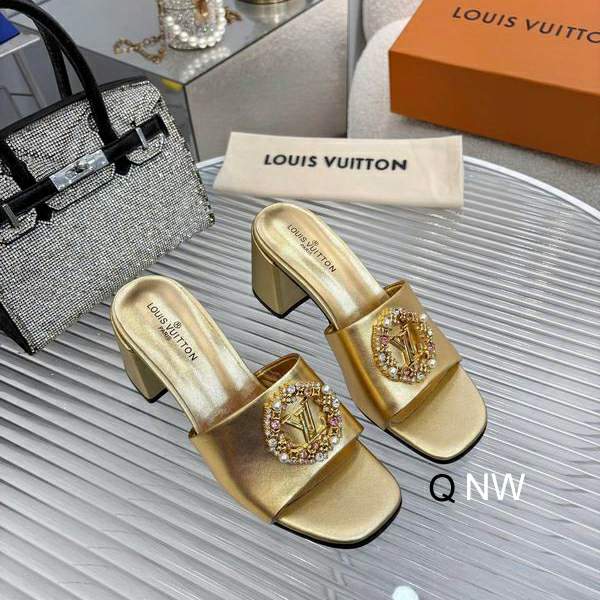 Picture of Louis Vuitton Shoes _SKULVsz35-40NW040612519